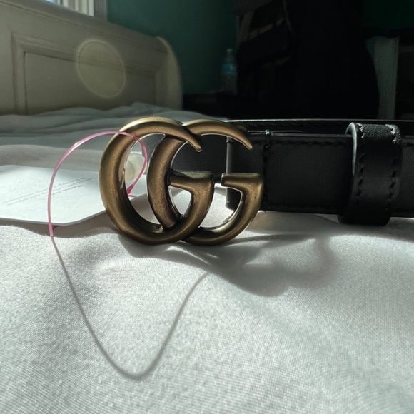 Gucci Leather Belt With Double G buckle - Thin main image 4